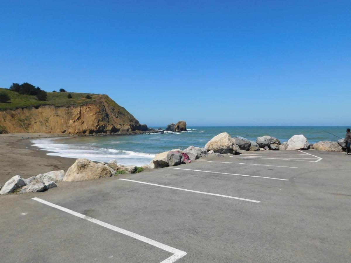 Sea Breeze Motel Pacifica Exterior foto