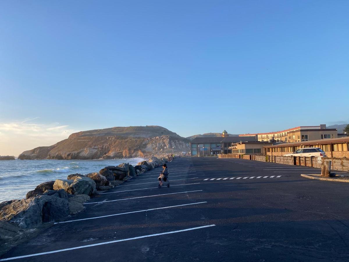 Sea Breeze Motel Pacifica Exterior foto